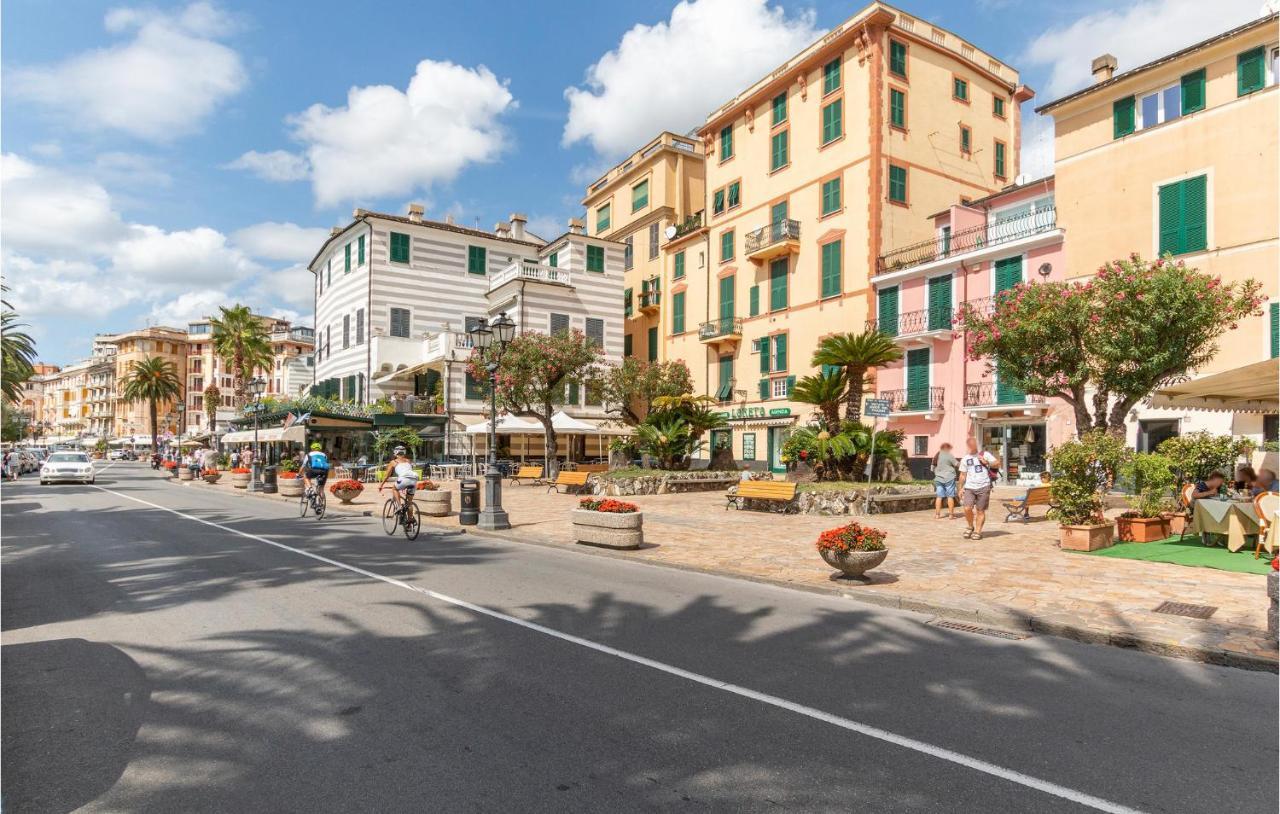 Amazing Apartment In Rapallo With Kitchen Εξωτερικό φωτογραφία