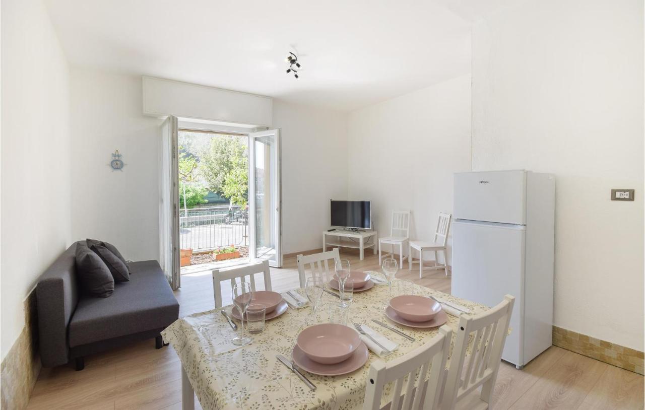 Amazing Apartment In Rapallo With Kitchen Εξωτερικό φωτογραφία