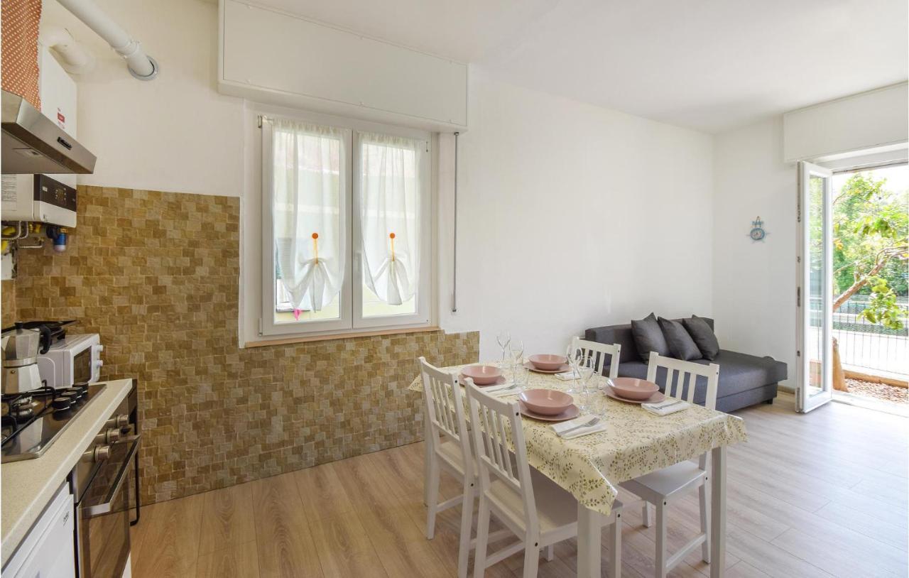Amazing Apartment In Rapallo With Kitchen Εξωτερικό φωτογραφία